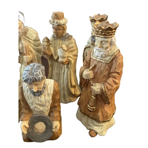 Hand Painted Nativity - Large - Set of 7 - [Consumer  Autom Christmas 8-pc Nativity Figurines Hand Painted Resin Manger scene Catholic
